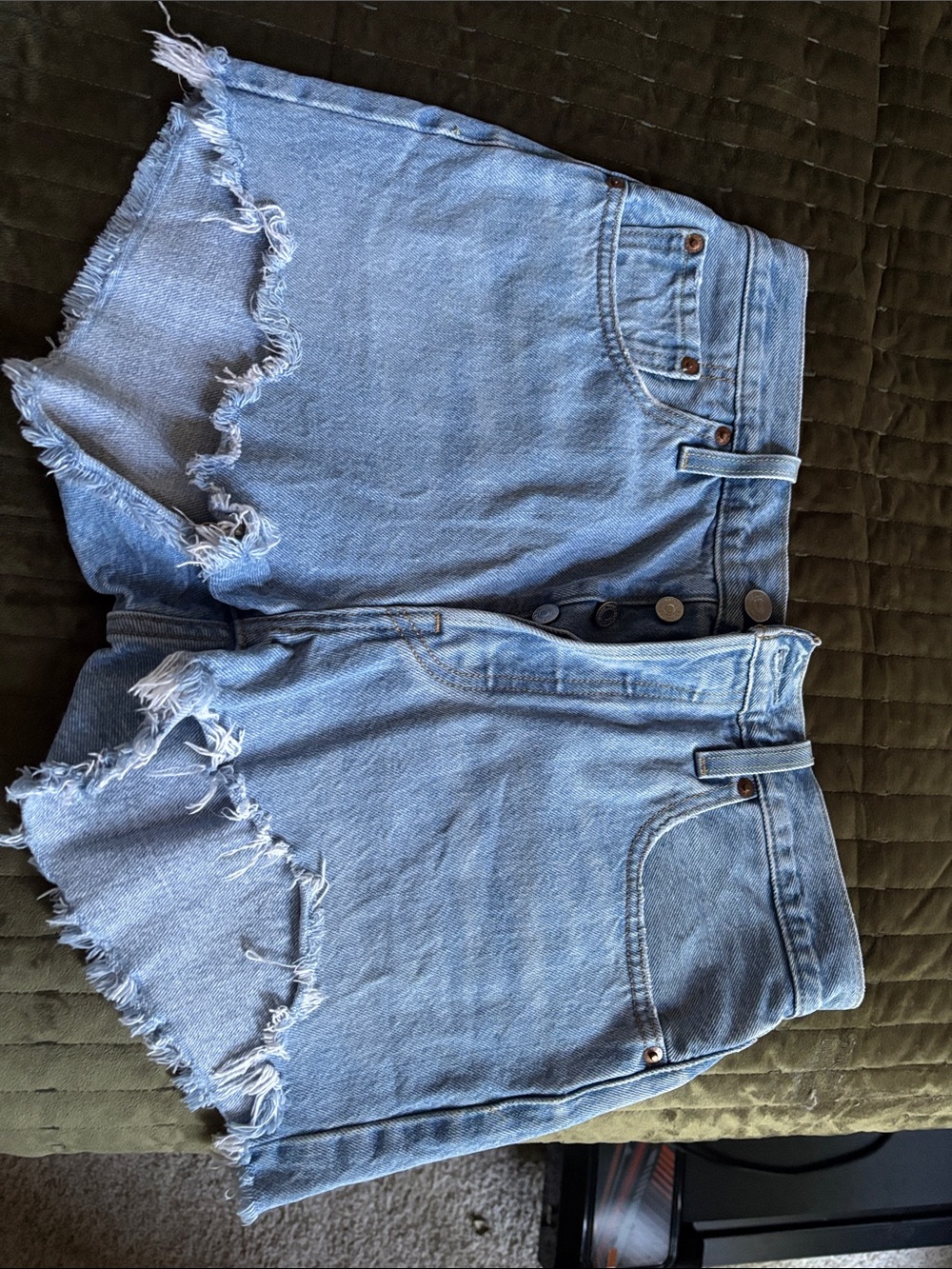 High-Waist Light Blue Denim Frayed Hem Women’s Shorts